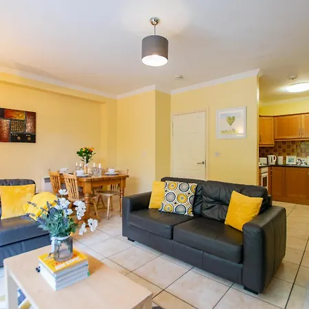 Apartament - Spacious 4 Bedroom