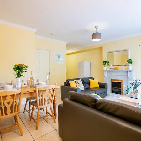 - Spacious 4 Bedroom Limerick Junction