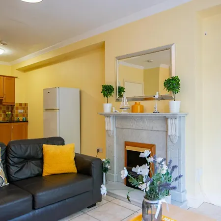Apartament - Spacious 4 Bedroom