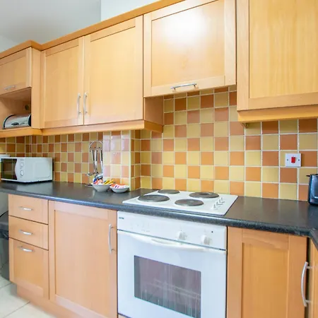 Apartament - Spacious 4 Bedroom