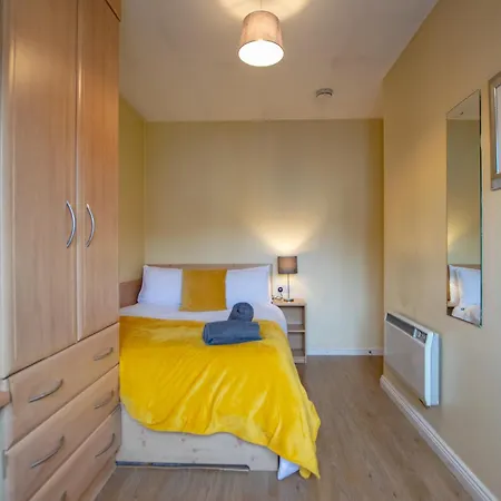 - Spacious 4 Bedroom *