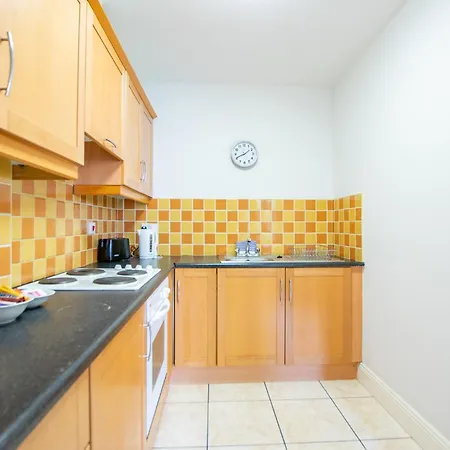 - Spacious 4 Bedroom * Limerick Junction