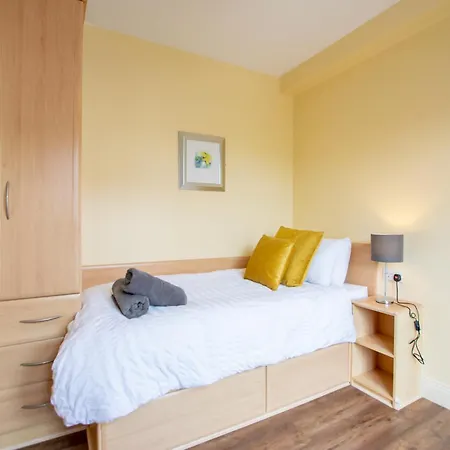 - Spacious 4 Bedroom Limerick Junction